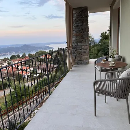 Aria Del View And Pool
