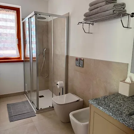 Apartment Aria Del View And Pool Massino Visconti